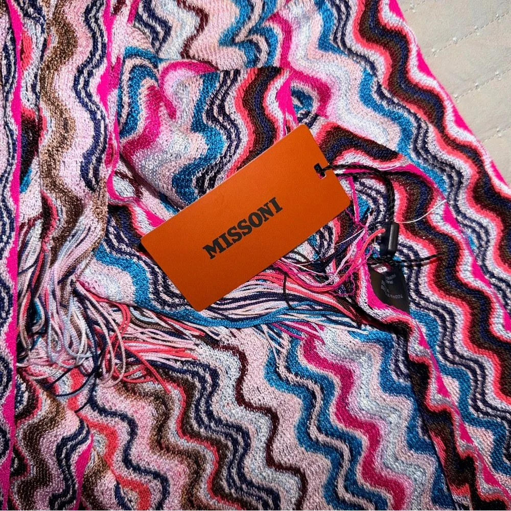 Missoni Vibrant Zigzag multicolor scarf - Picture 4 of 5